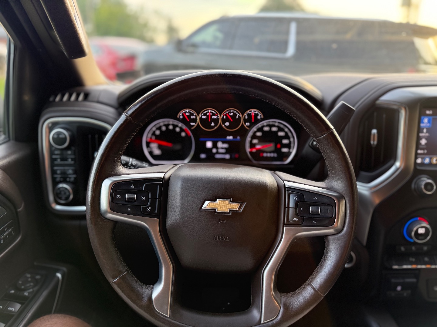 2022 Chevrolet Silverado 1500 Limited LTZ - Photo 35