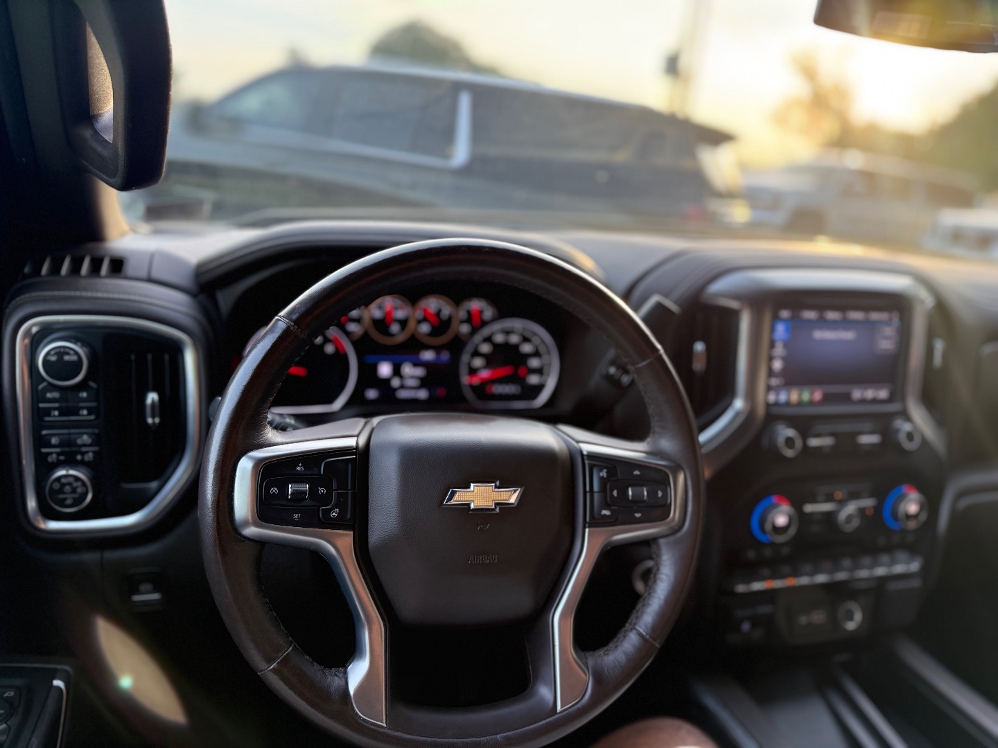 2022 Chevrolet Silverado 1500 Limited LTZ - Photo 36