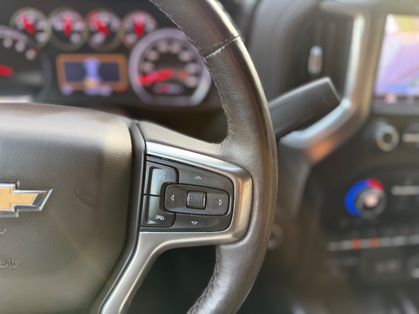 2022 Chevrolet Silverado 1500 Limited LTZ - Photo 44
