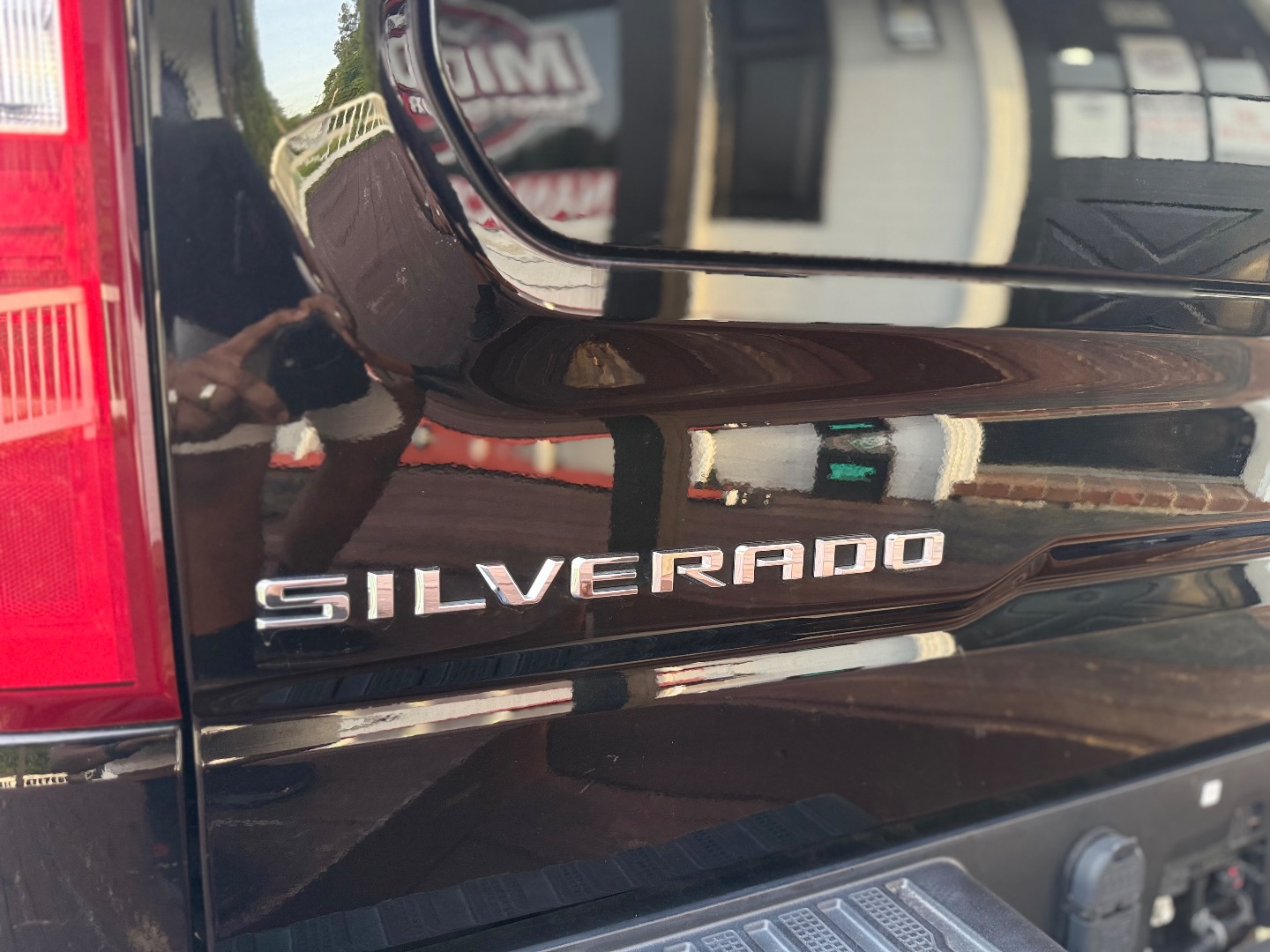 2022 Chevrolet Silverado 1500 Limited LTZ - Photo 7