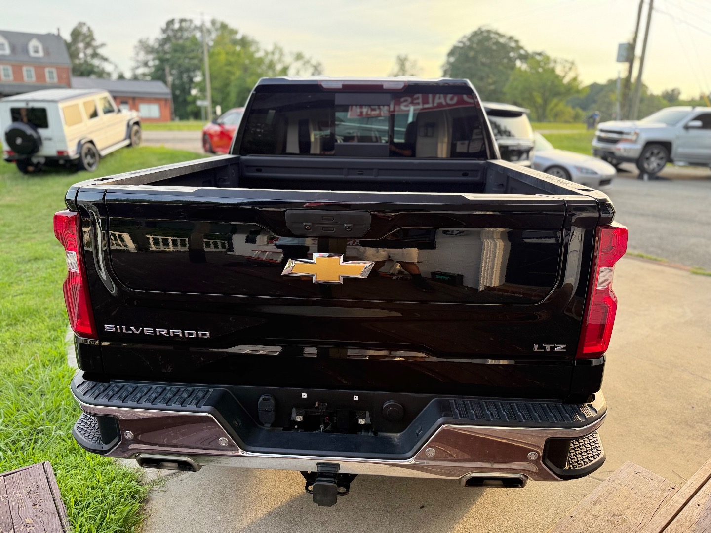 2022 Chevrolet Silverado 1500 Limited LTZ - Photo 9