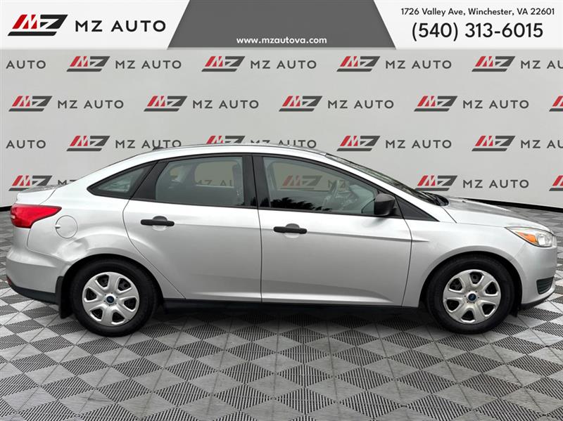 2015 FORD FOCUS S Sedan 4D