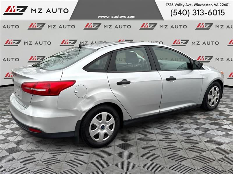 2015 FORD FOCUS S Sedan 4D