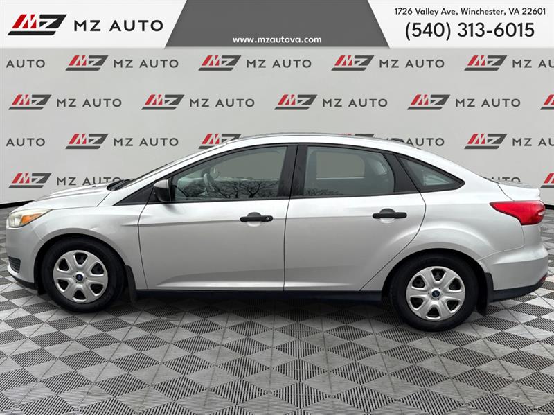 2015 FORD FOCUS S Sedan 4D