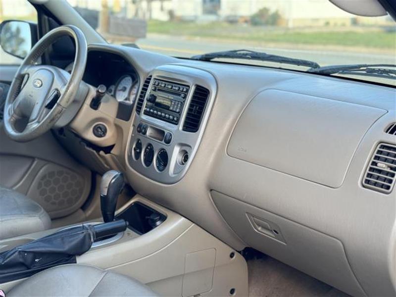 2007 FORD ESCAPE XLT Sport Utility 4D