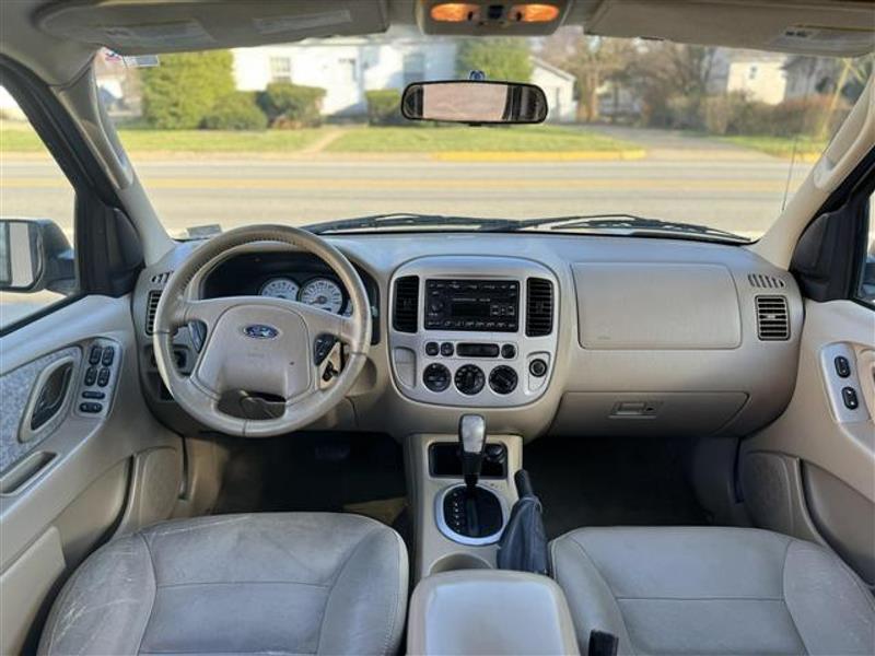2007 FORD ESCAPE XLT Sport Utility 4D