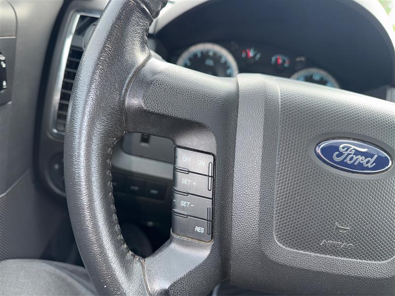 2010 FORD ESCAPE LIMITED