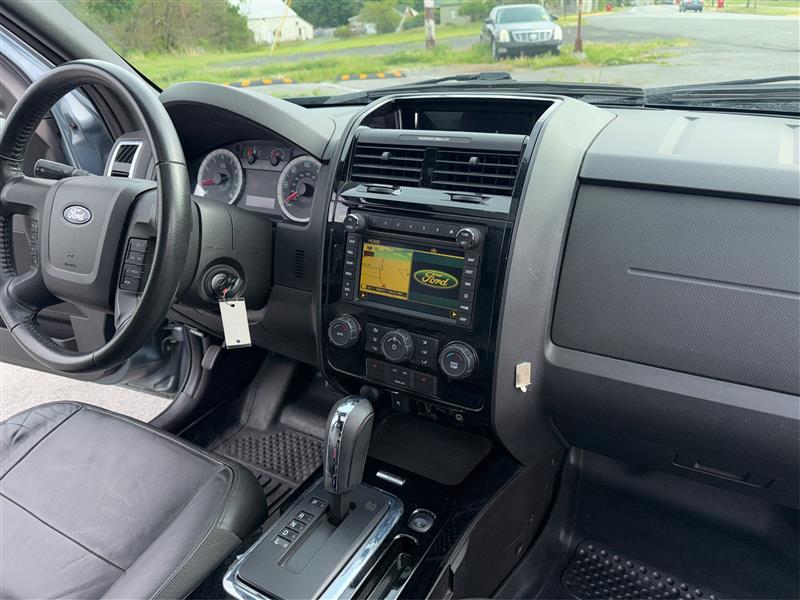 2010 FORD ESCAPE LIMITED