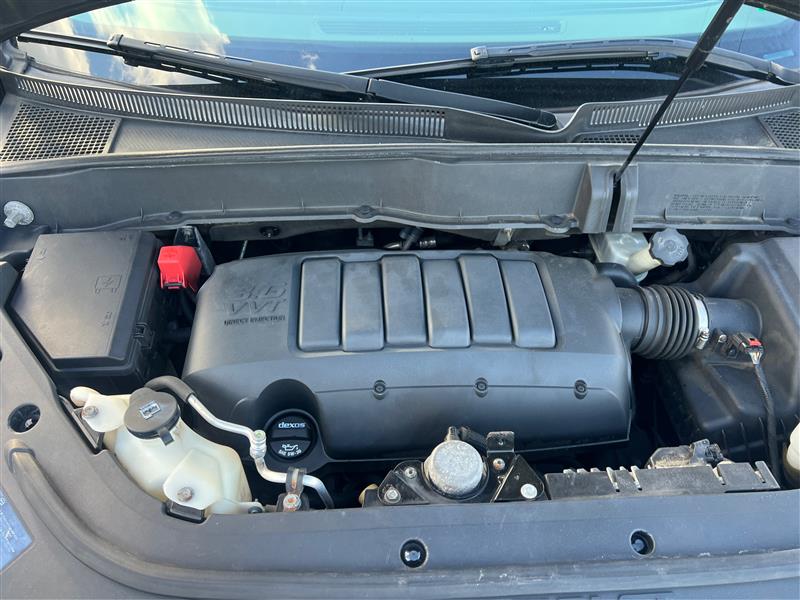 2012 CHEVROLET TRAVERSE LS Sport Utility 4D