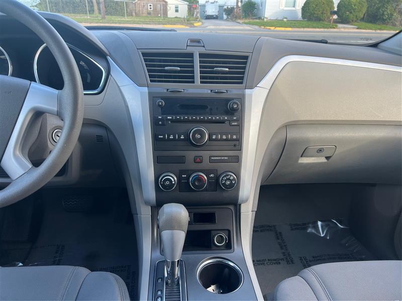 2012 CHEVROLET TRAVERSE LS Sport Utility 4D