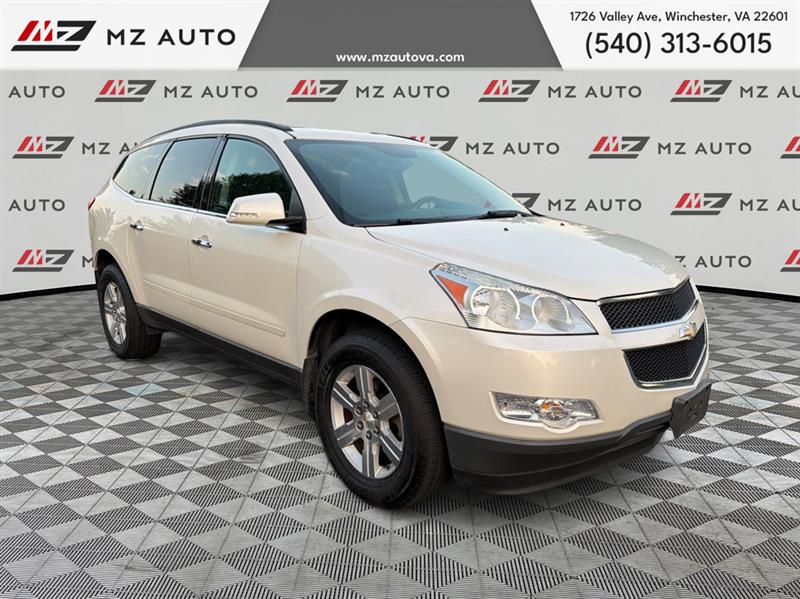 2011 CHEVROLET TRAVERSE LT W/1LT