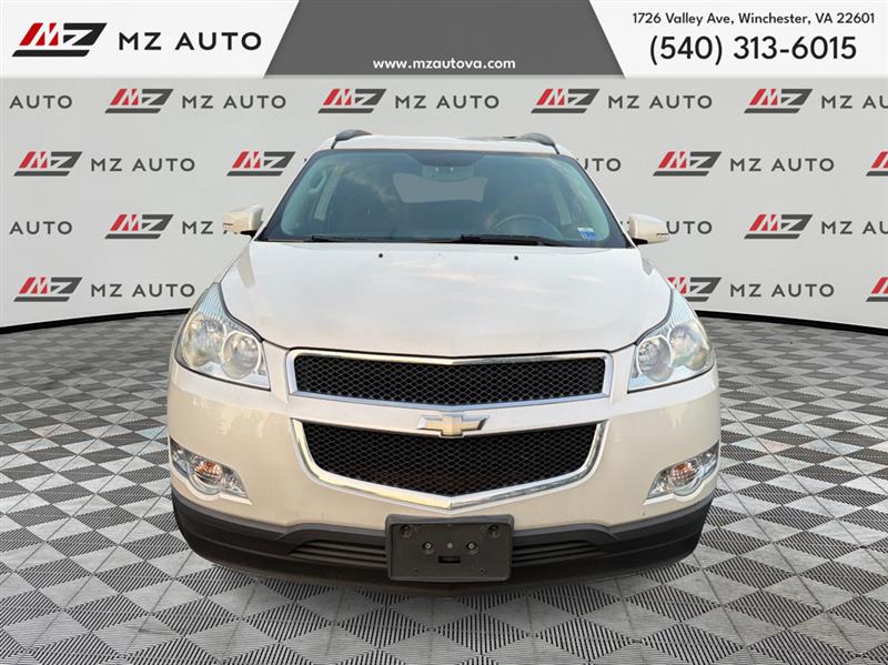 2011 CHEVROLET TRAVERSE LT W/1LT