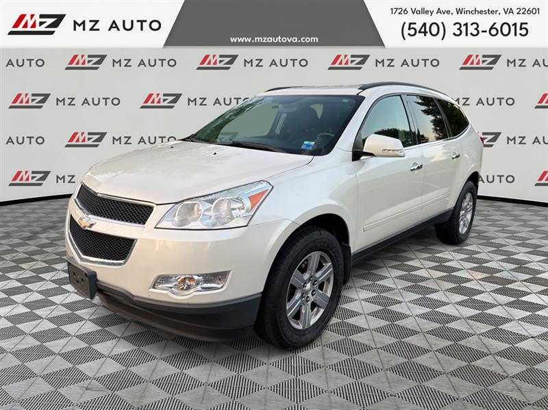 2011 CHEVROLET TRAVERSE LT W/1LT