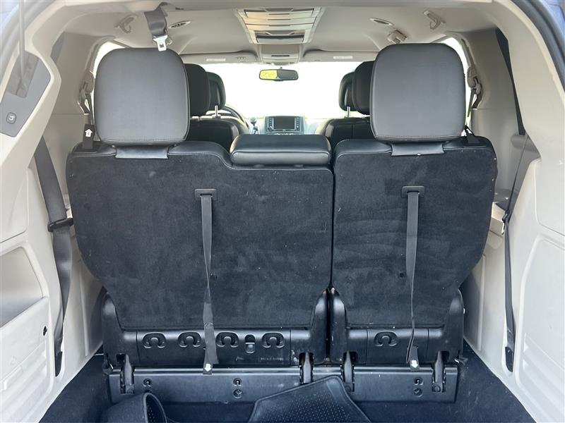 2016 CHRYSLER TOWN & COUNTRY TOURING MINIVAN 4D
