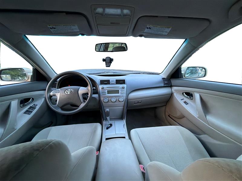 2011 TOYOTA CAMRY 