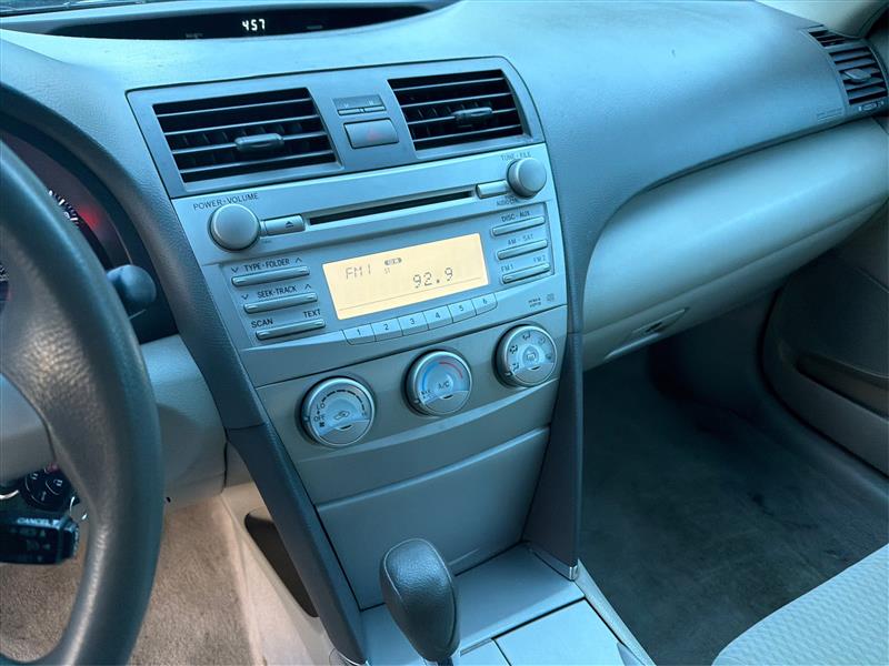 2011 TOYOTA CAMRY 