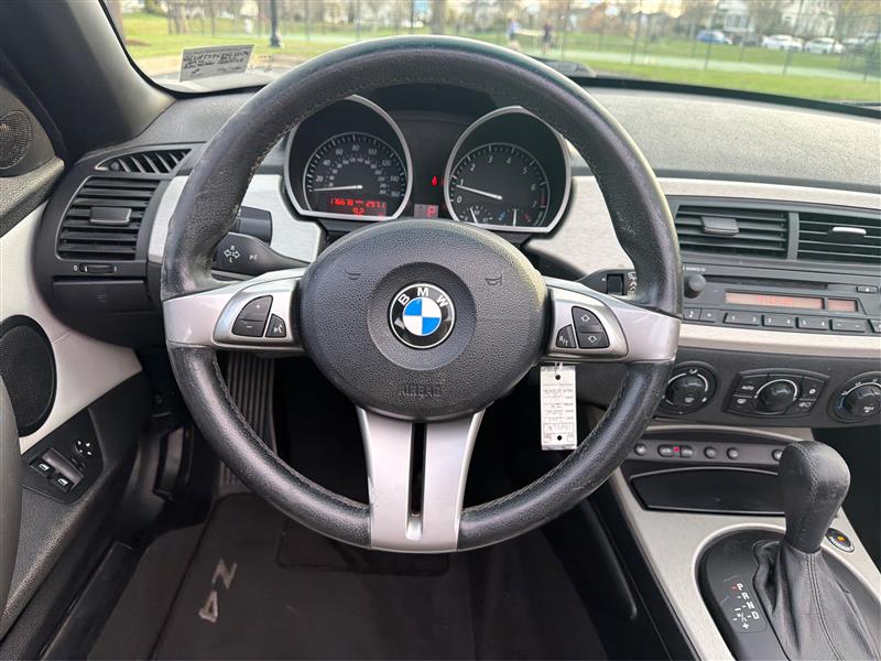 2005 BMW Z4 2.5I