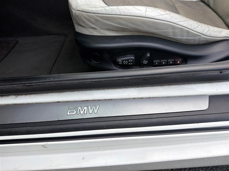 2005 BMW Z4 2.5I