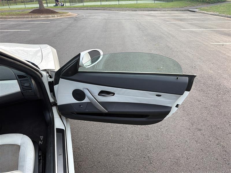 2005 BMW Z4 2.5I