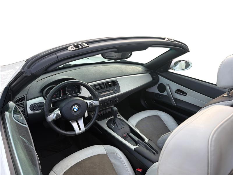 2005 BMW Z4 2.5I