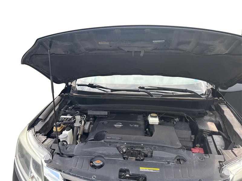 2015 NISSAN PATHFINDER SV
