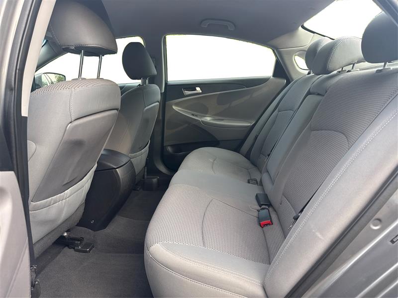 2013 HYUNDAI SONATA GLS PZEV