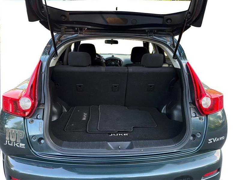 2011 NISSAN JUKE SV