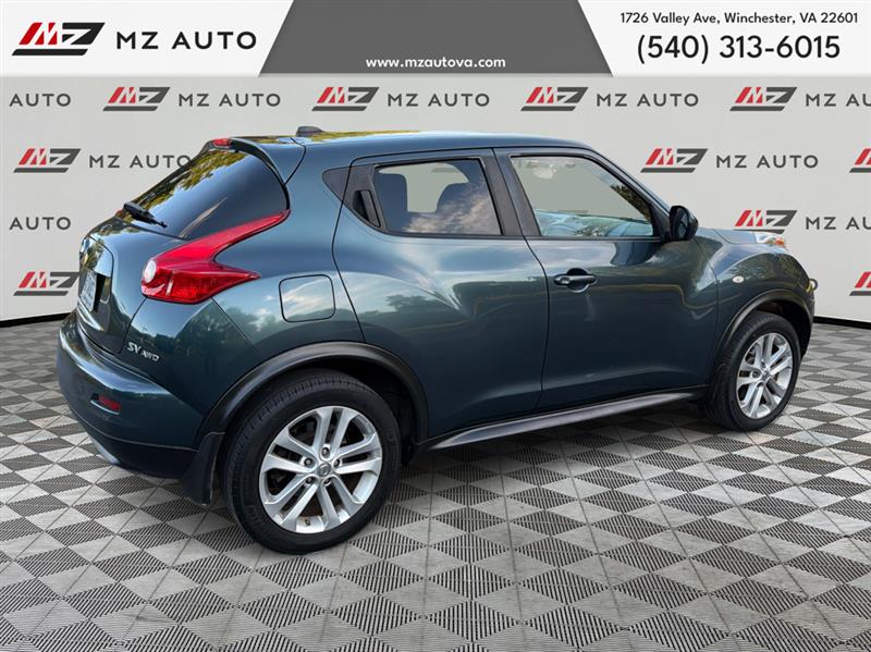 2011 NISSAN JUKE SV