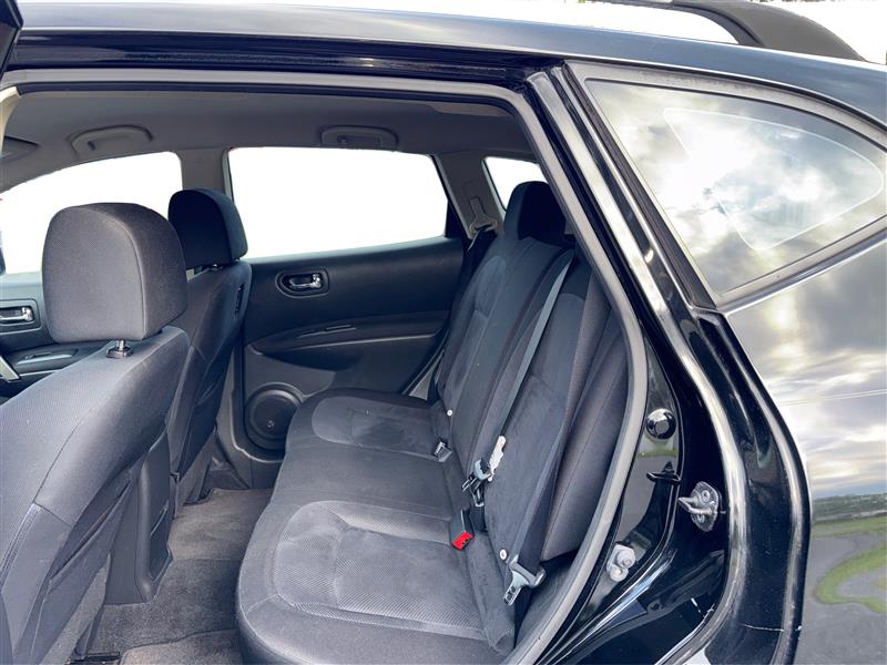 2014 NISSAN ROGUE SELECT S