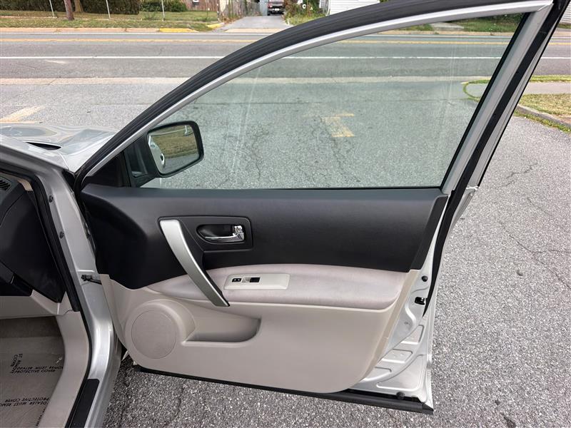 2015 NISSAN ROGUE SELECT S