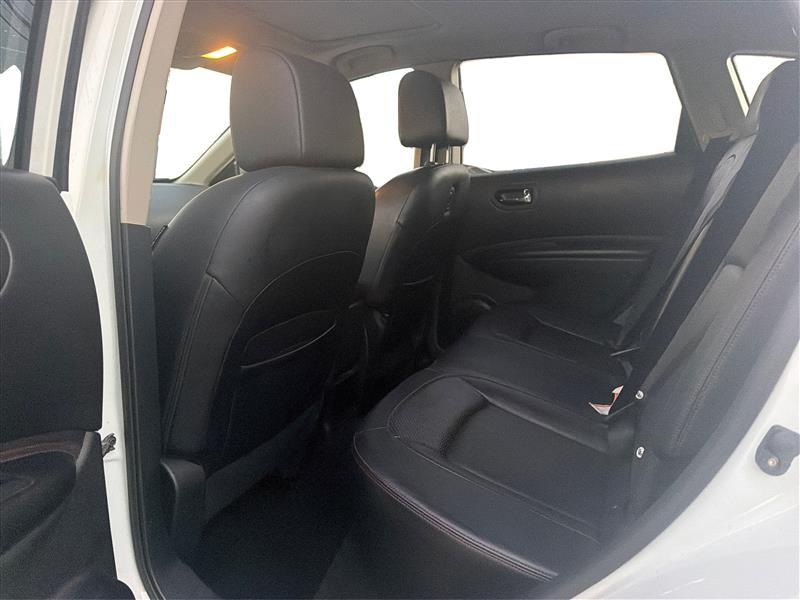 2011 NISSAN ROGUE SV