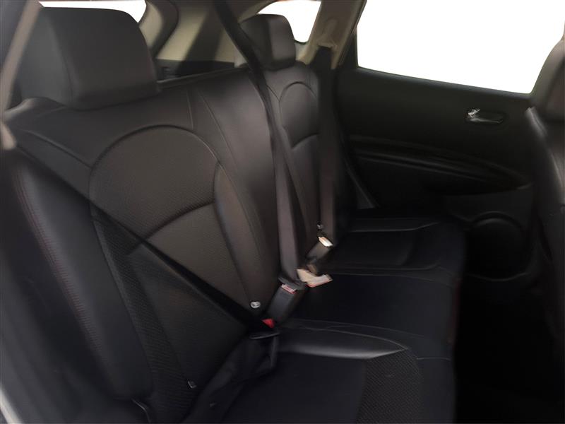 2011 NISSAN ROGUE SV