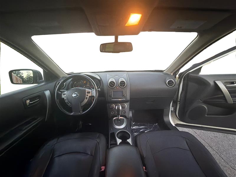 2011 NISSAN ROGUE SV
