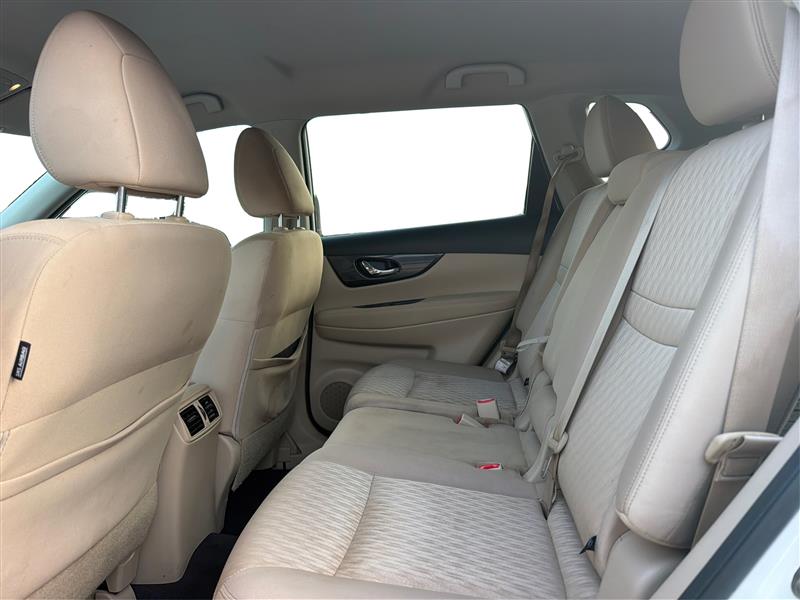 2017 NISSAN ROGUE SV