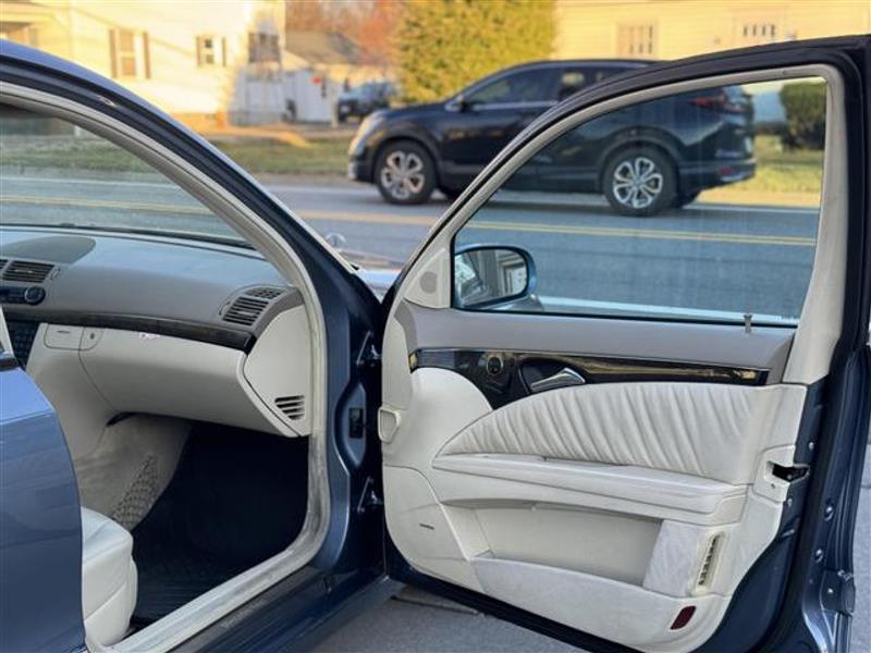 2005 MERCEDES-BENZ E-CLASS E 500 Sedan 4D