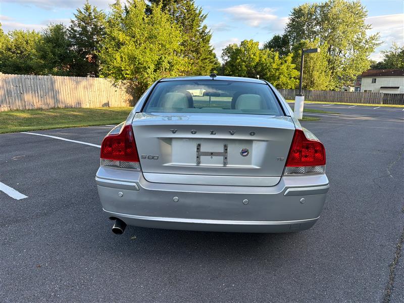2009 VOLVO S60 2.4T