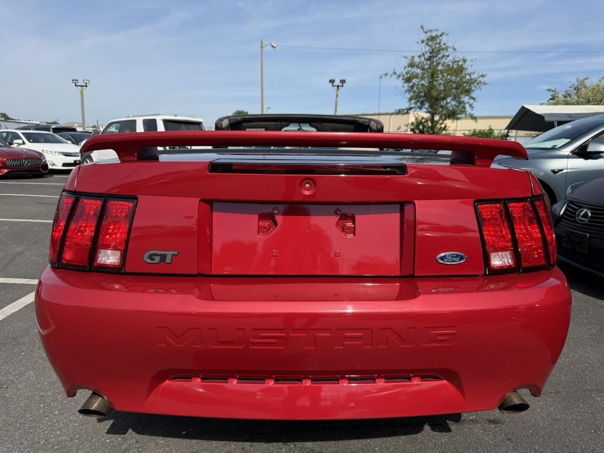 2002 Ford Mustang GT Deluxe - Photo 8