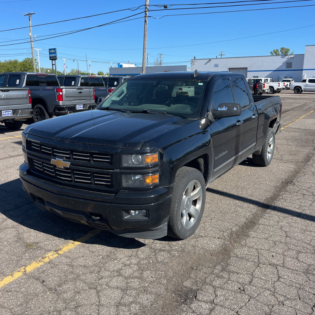 Vehicle Image 2