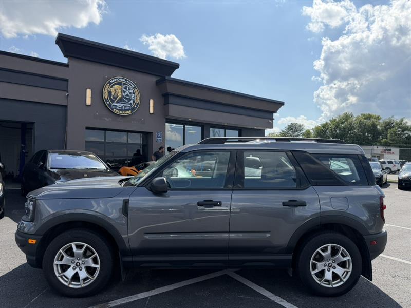 View vehicle photo 3