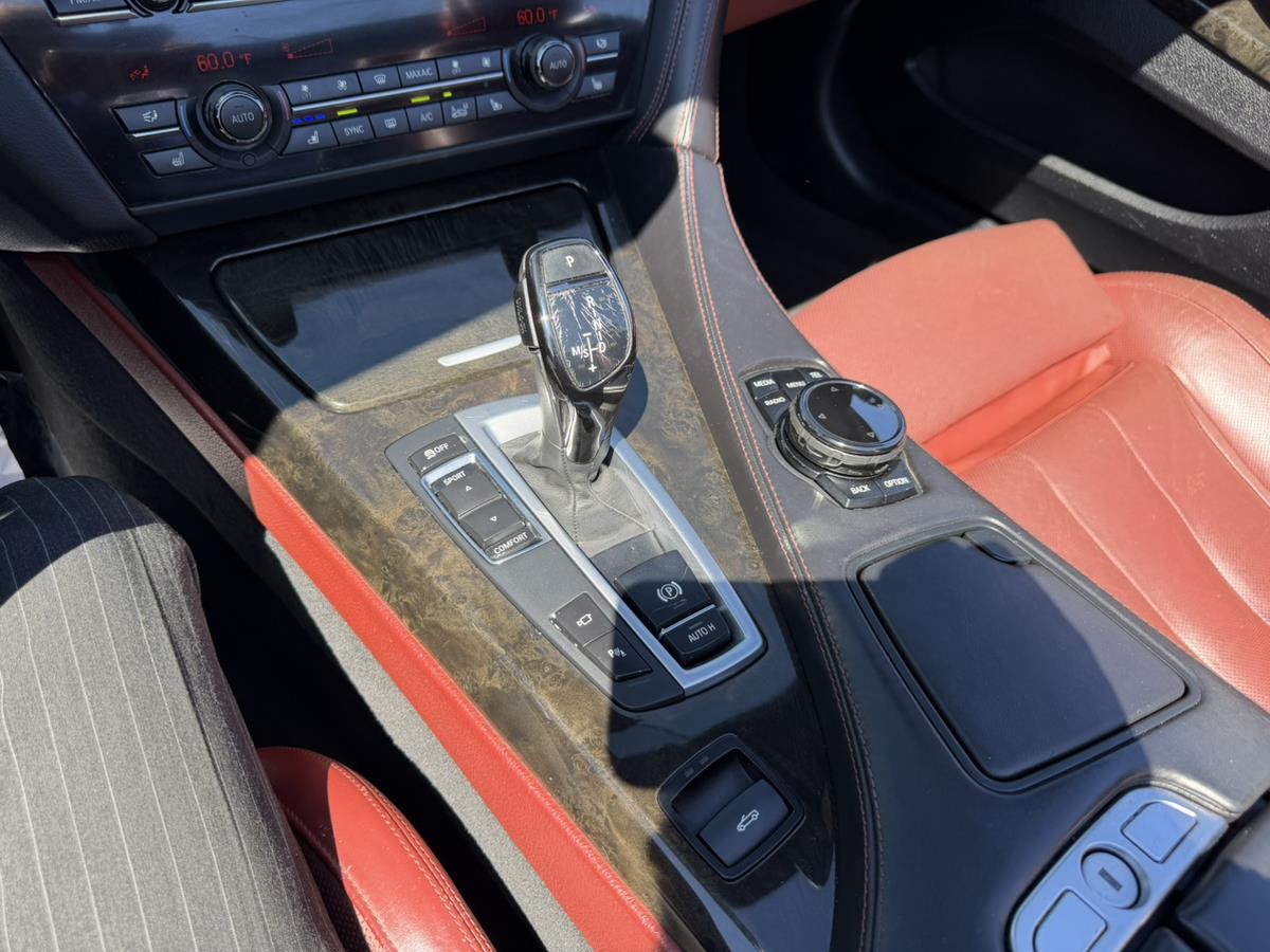 2015 BMW 6 Series 650i - Photo 42