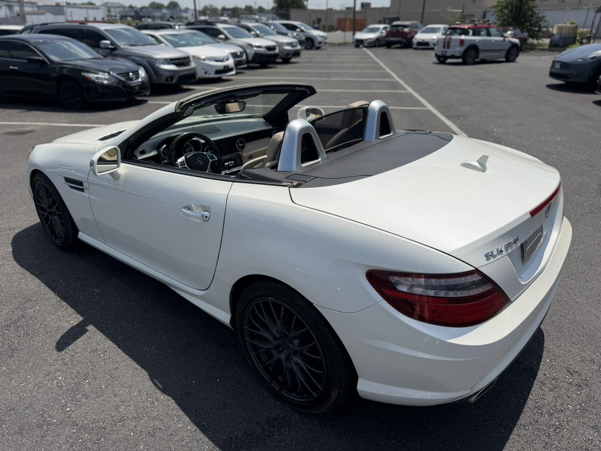 2015 Mercedes-Benz SLK-Class SLK350 - Photo 13
