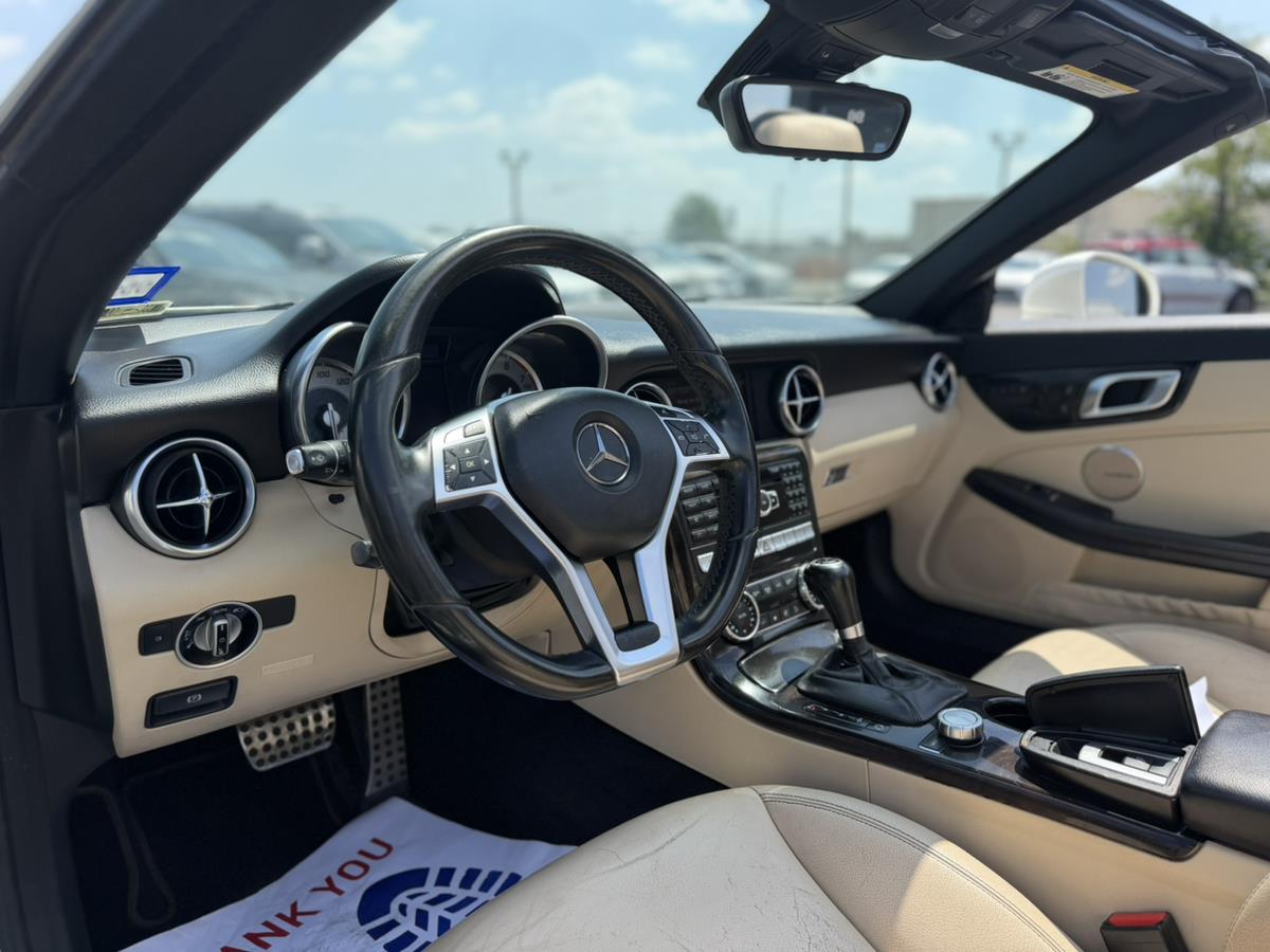 2015 Mercedes-Benz SLK-Class SLK350 - Photo 23