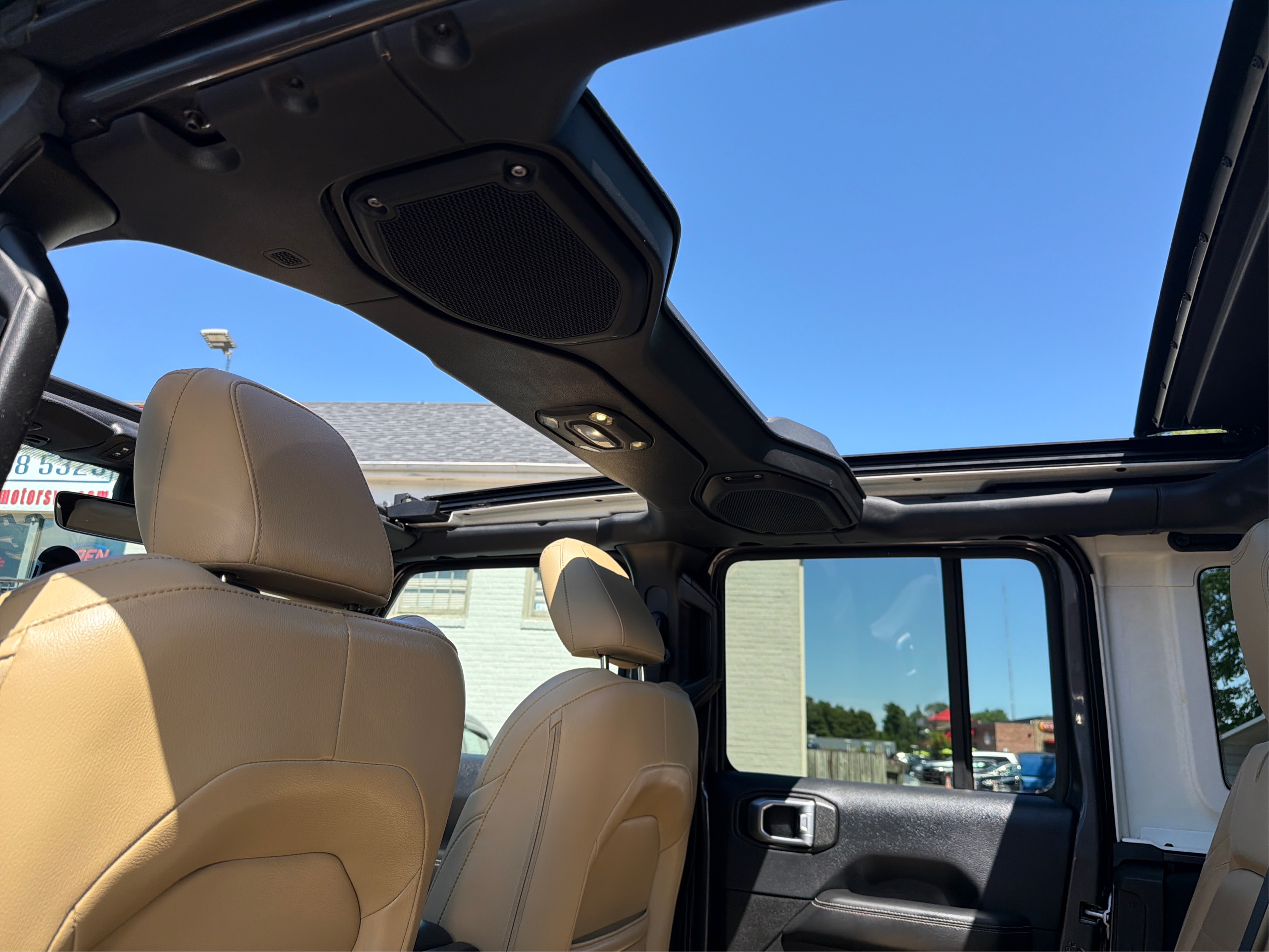 2019 Jeep Wrangler Unlimited Sahara - Photo 19