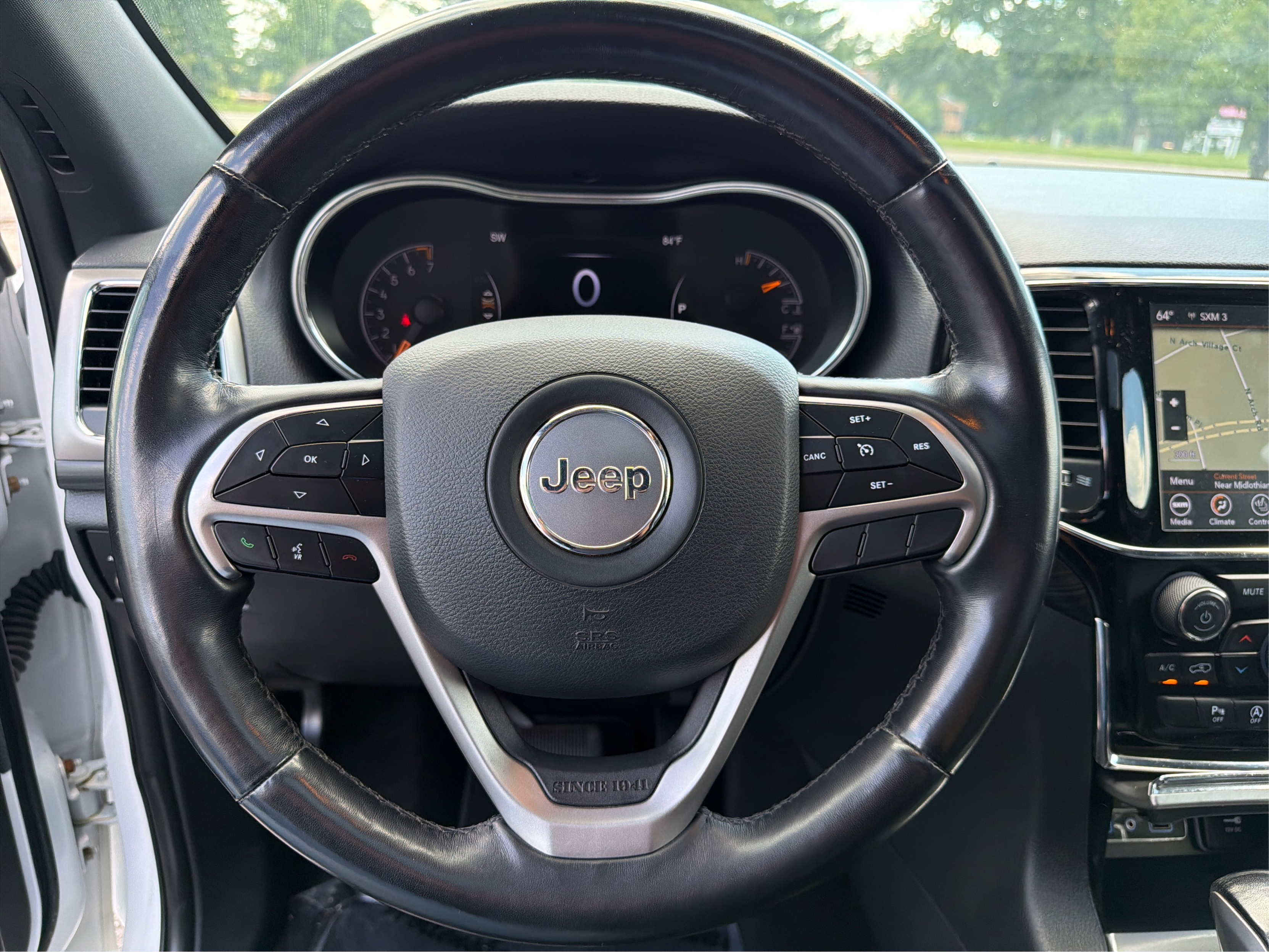 2020 Jeep Grand Cherokee Altitude - Photo 15