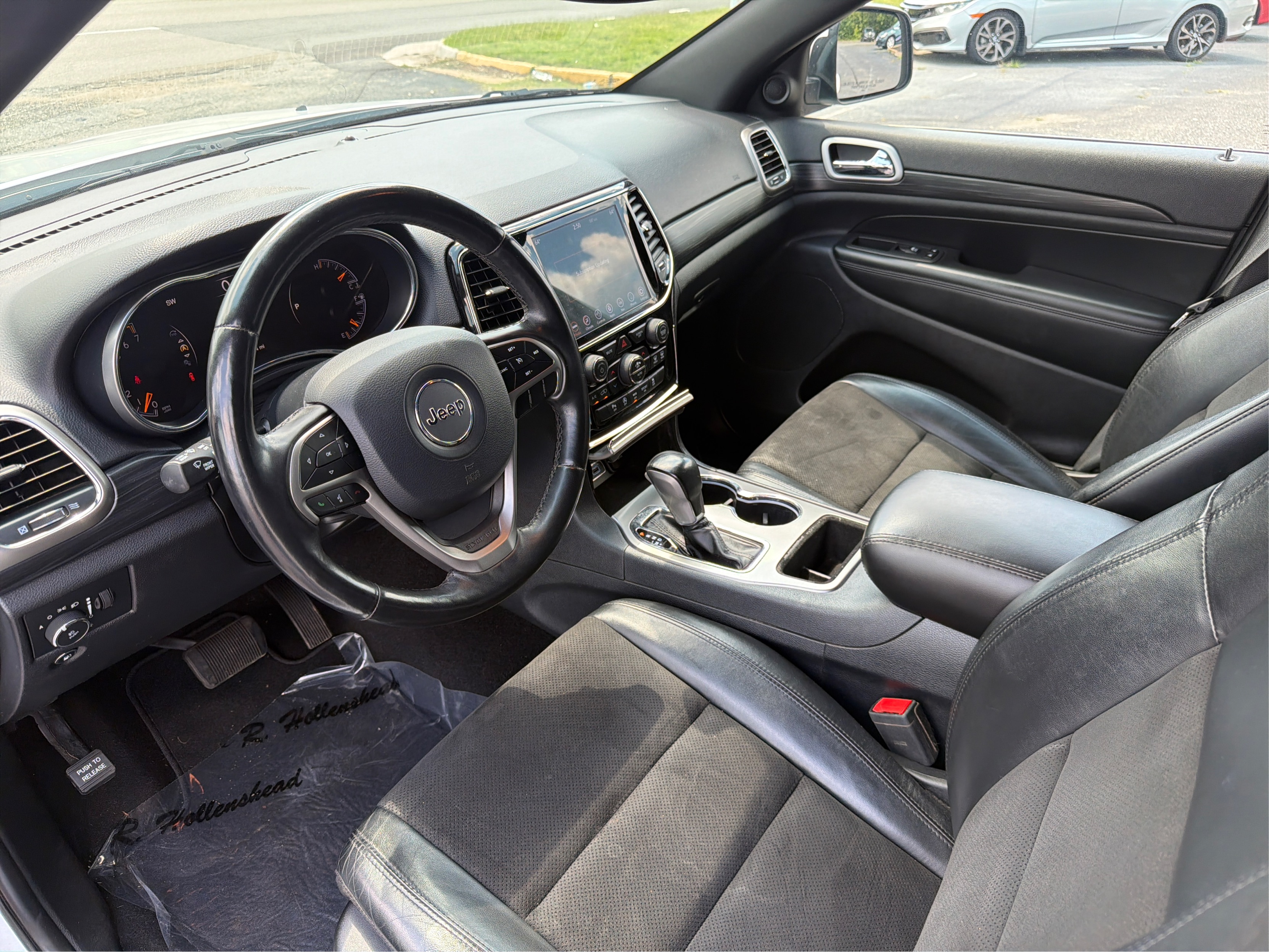2020 Jeep Grand Cherokee Altitude - Photo 9