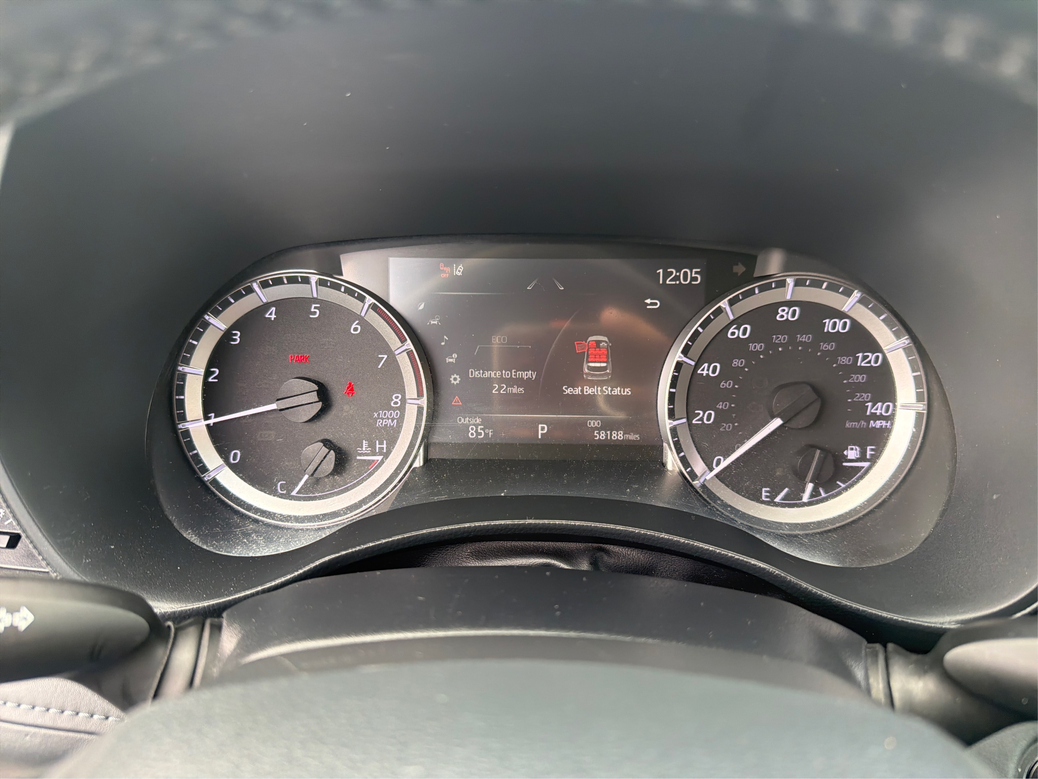 2023 Toyota Highlander LE - Photo 17