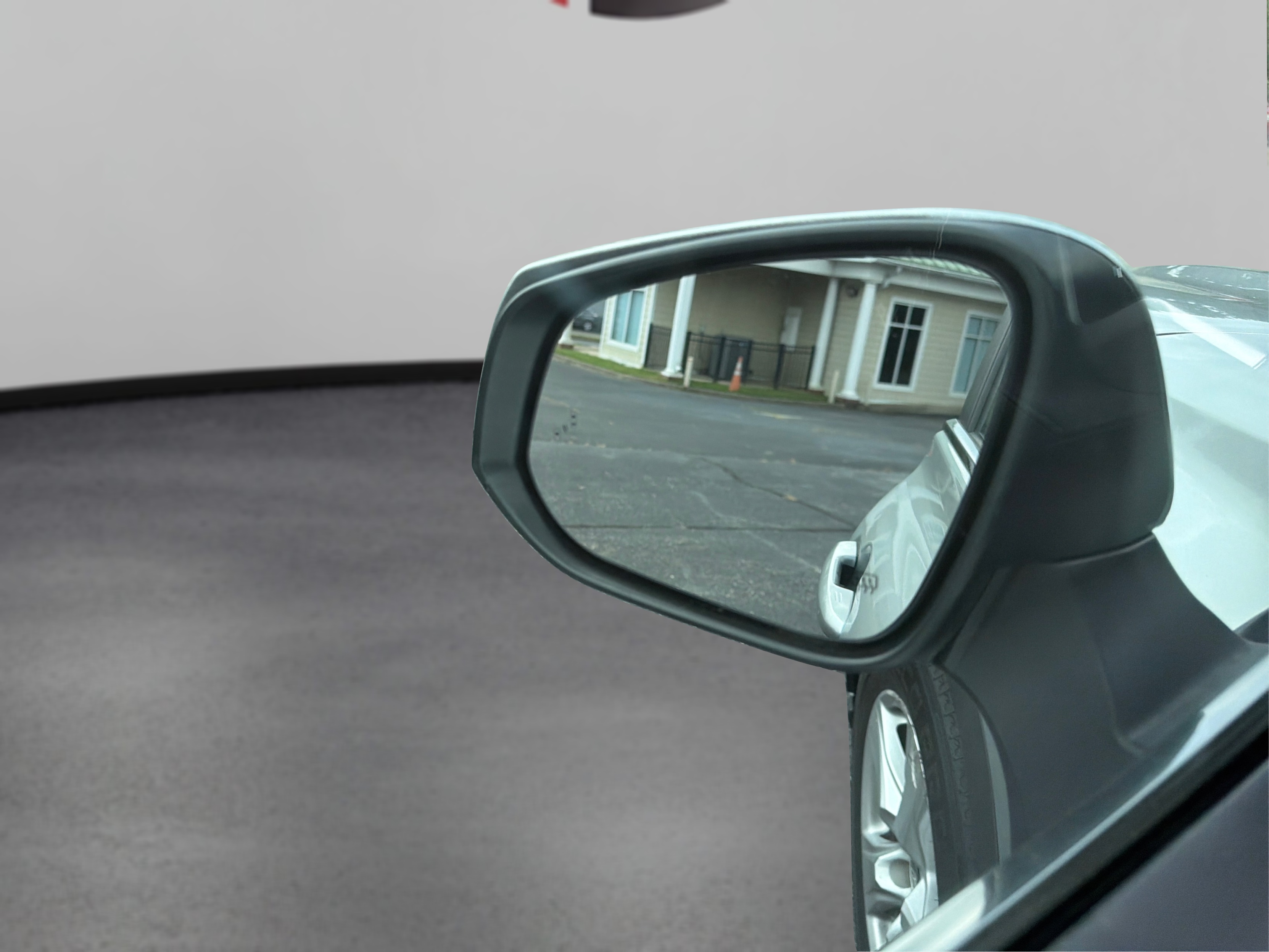 2023 Toyota Highlander LE - Photo 21