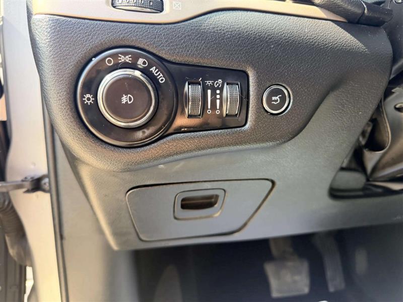 JEEPCHEROKEE35
