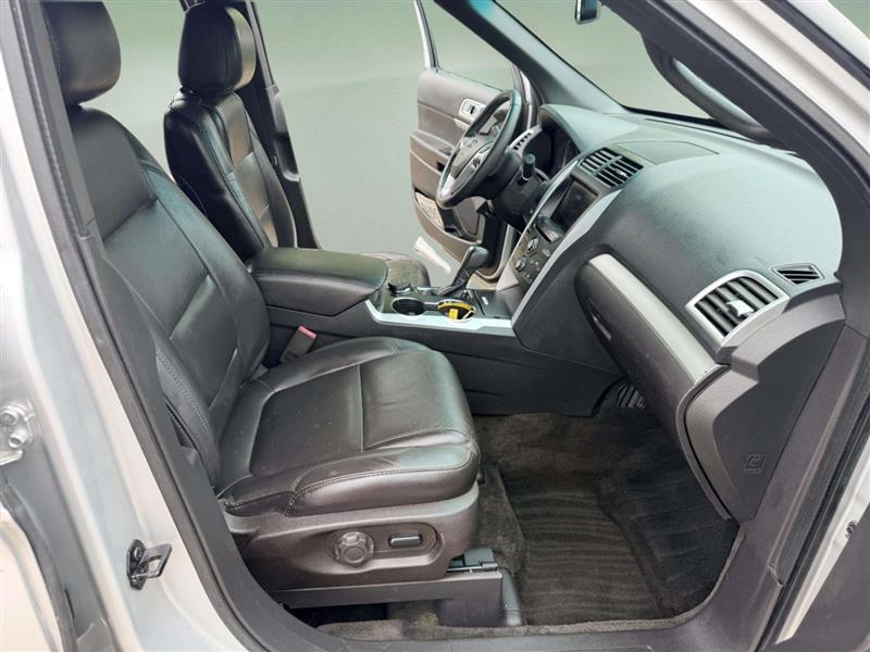 FORDEXPLORER27