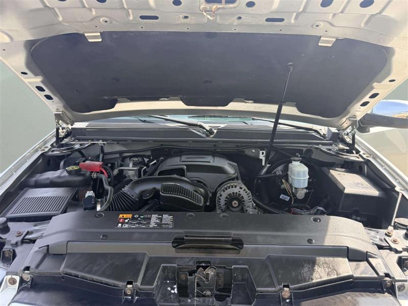 CHEVROLETSUBURBAN37